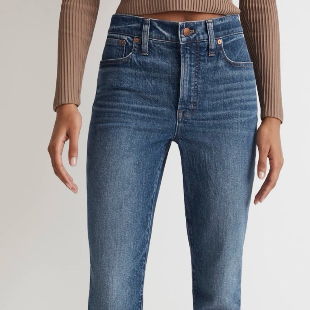 Madewell “The Perfect Vintage” Straight Leg Jeans with Classic Style